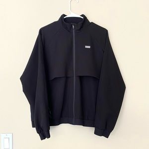 FIGS | Women's Sydney Performance Scrub Jacket in Black